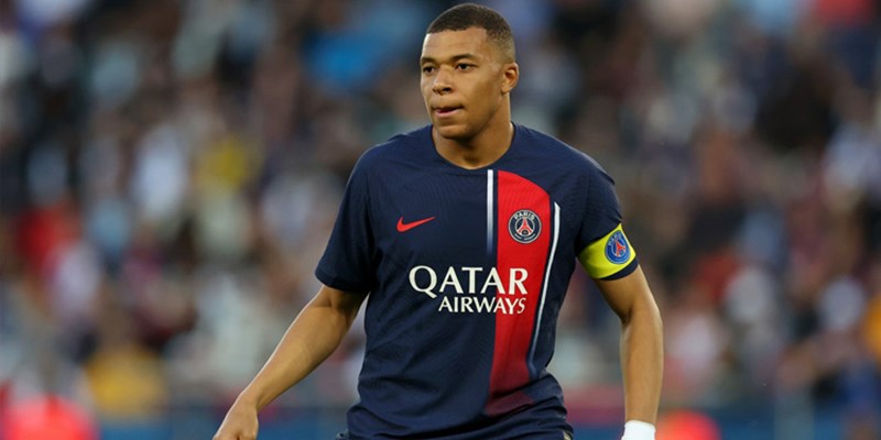 Cầu thủ chạy nhanh nhất thế giới Kylian Mbappé 